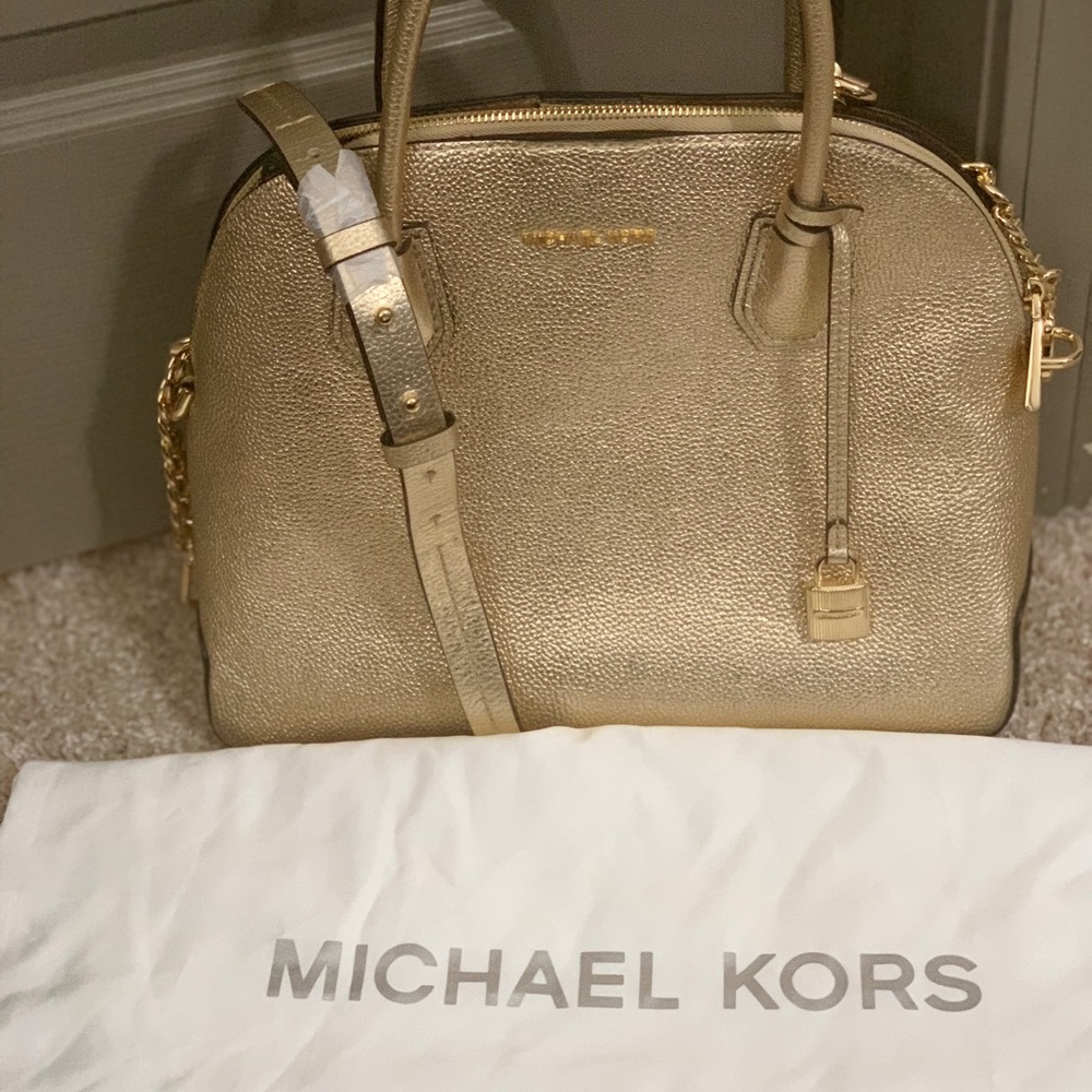 MK Gold Pebbled Leather Mercer Handbag